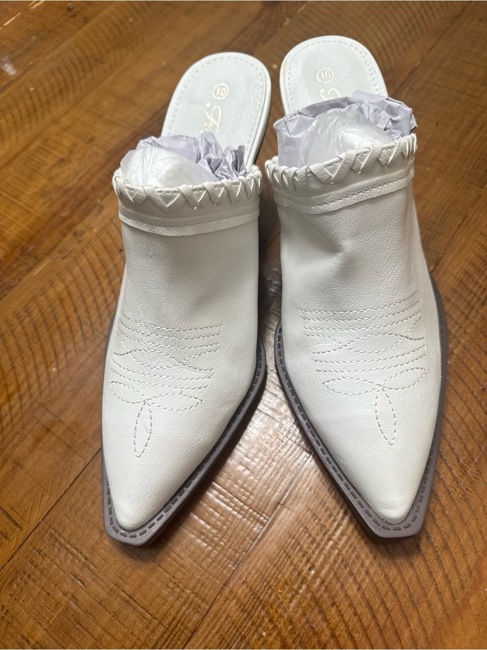 Forever 21 White Pointed Toe Slip-On Mules with Whipstitch Trim